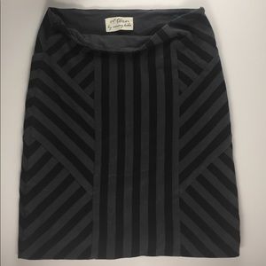Torn by Ronny Kobo fitted skirt. Size small.